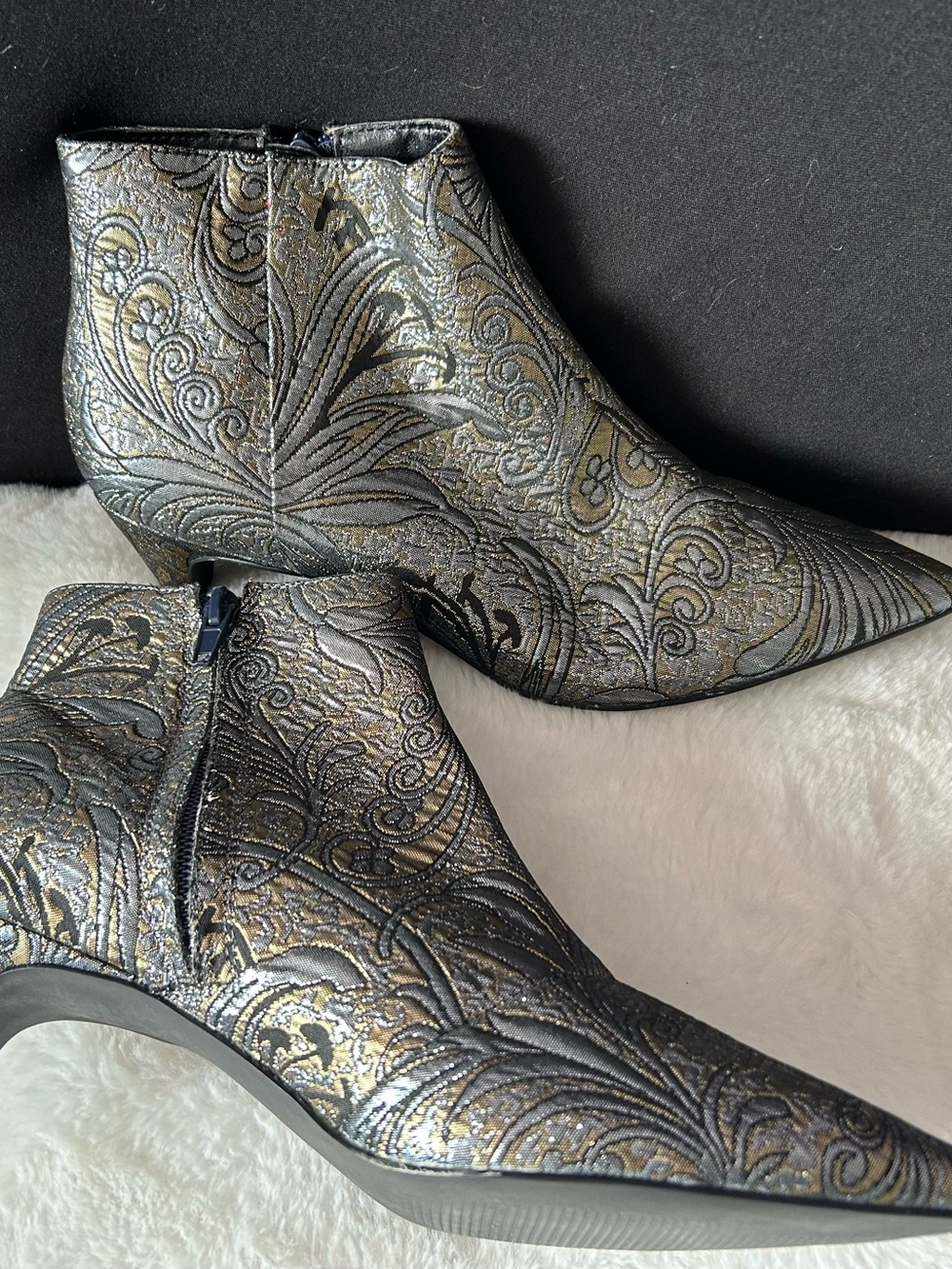Metallic Silver Black and Gold Embossed scroll work pointed toe Kitten heel